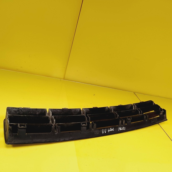 фото №6, Решётка бампера средняя volkswagen golf iv 1j0853677 nr15