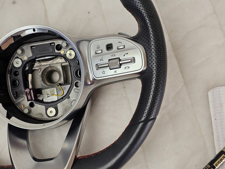 фото №6, Руль кожа мультифункция переключатель mercedes cla w118 w253 w177