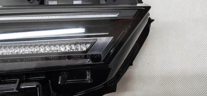 фото №16, Toyota prius v xw60 2023 лампа перед передня права повний led