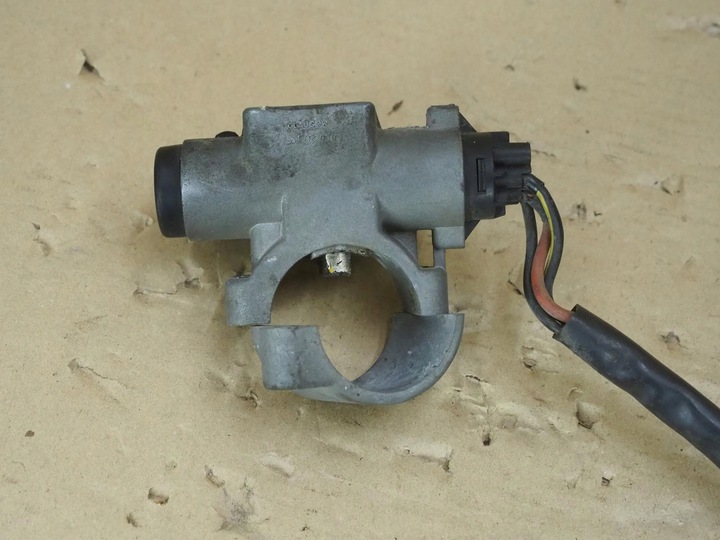 фото №6, Замок зажигания ключ mercedes mb100 w631 6314600104