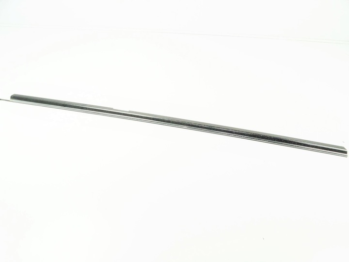 фото №1, Mercedes w209 планка наружная хром левый перед