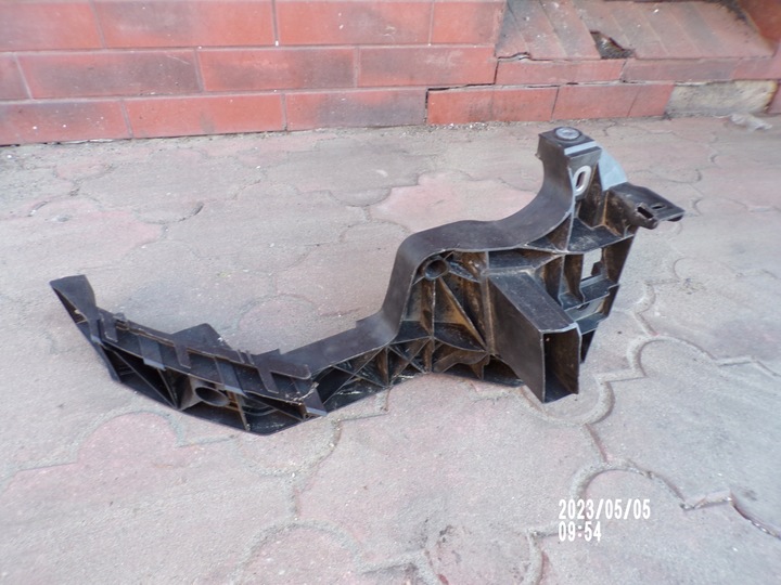 фото №1, Audi q8 держатель крепление фара 4m8805608a