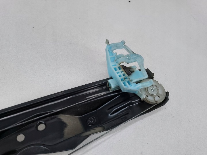 фото №7, Стеклоподъемник правый перед fiat doblo ii 13240080521 van 4 дверь