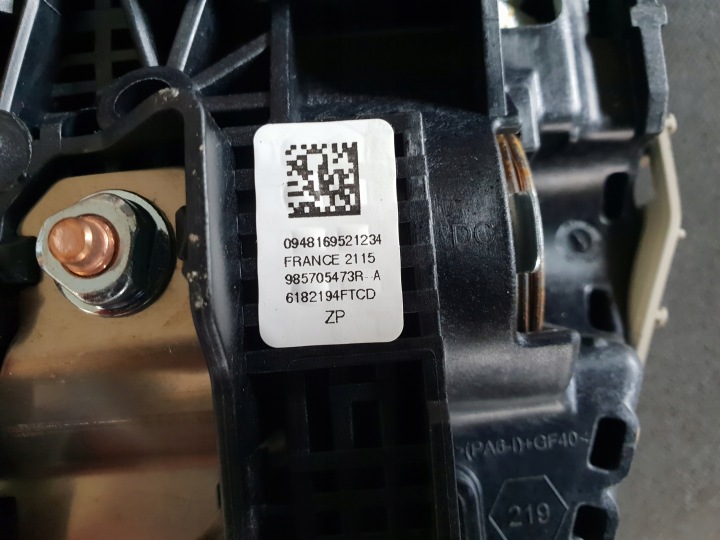 фото №12, Renault scenic iii 10r air bag капот консоль