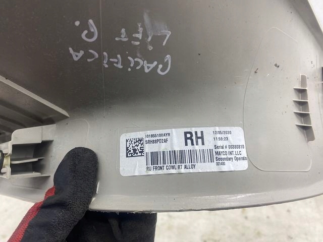 фото №5, Chrysler pacifica молдинг пороговая правая 5rh88pd2af