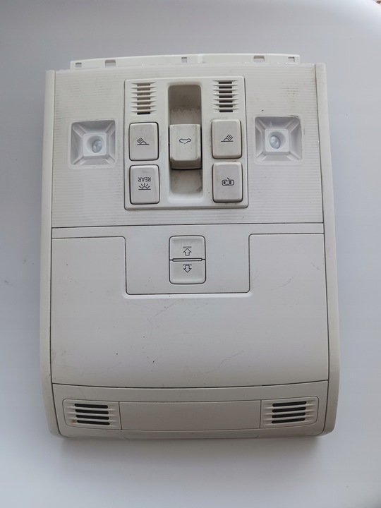 фото №1, Vw passat b8 golf vii лампа стеля бежева 5g0867489b