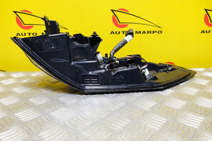 фото №10, Nissan pathfinder r53 2022- лампа зад левая usa