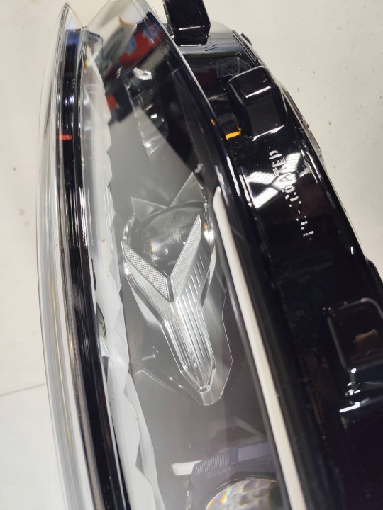 фото №10, Vw passat b9 3j1 23- правое перед правая фара matrix iq light eu великопольское воеводство комплект