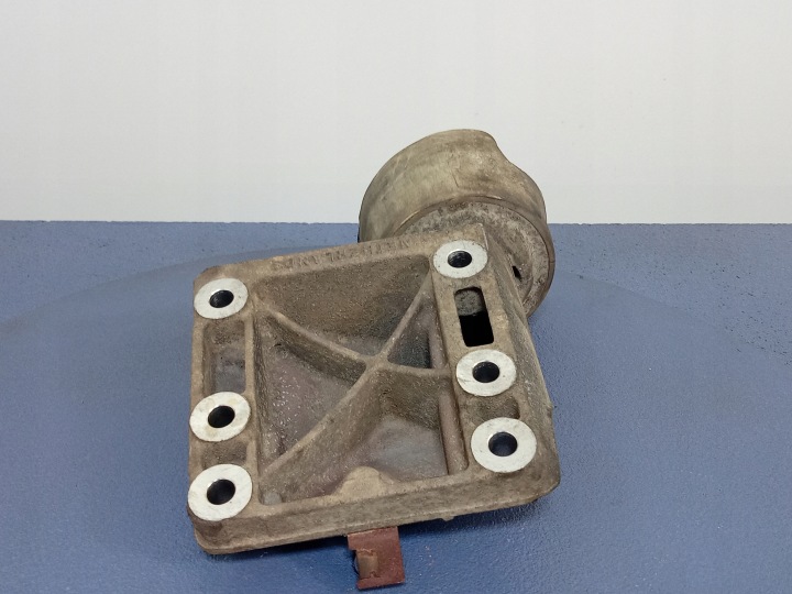 фото №5, Porsche cayenne i 4.5 v8 кронштейн двигуна 9481152012r