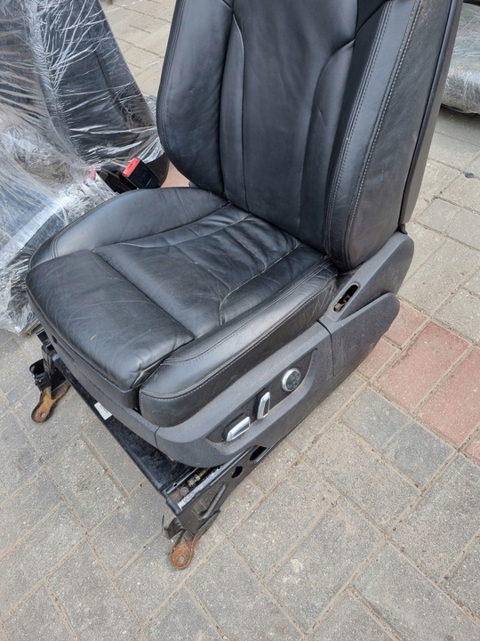 фото №8, Сиденья audi q7 4l s-line 7 человек европа