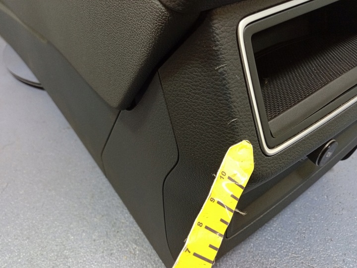 фото №8, Audi a6 c8 туннель средний подлокотник 4k1863241