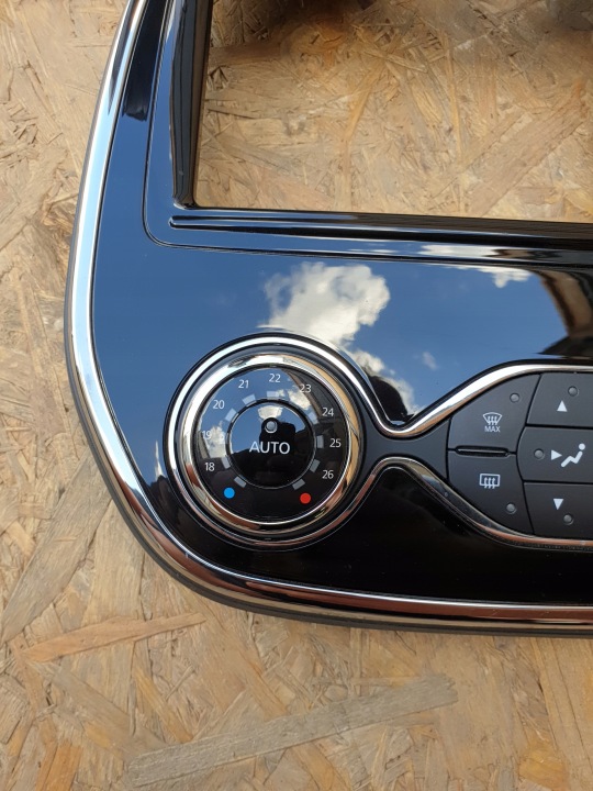 фото №5, Renault captur рамка навигации панель климат-контроля
