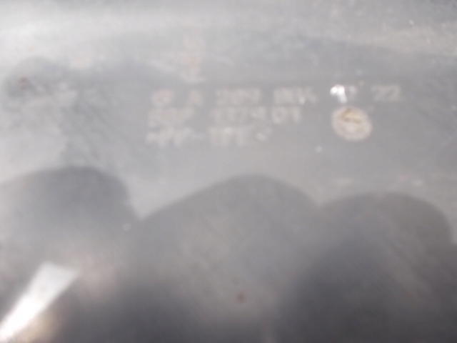 фото №9, Підкрилок праві перед mercedes clk w209 a2098840622 a2098841222 a2098840422