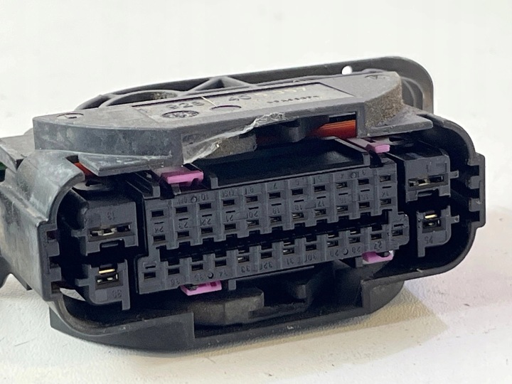 фото №5, Штекер разъём насоса abs renault clio iv sandero ii