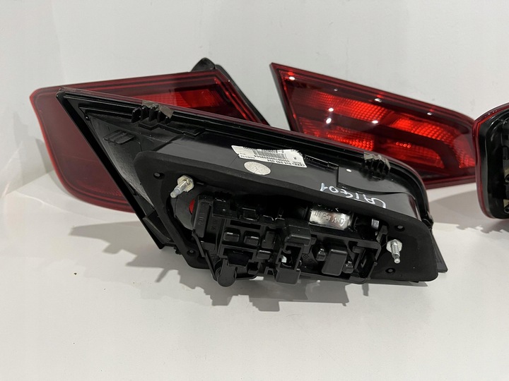 фото №9, Audi a3 8v sportback 12- лампа правый левый зад комплект обычные