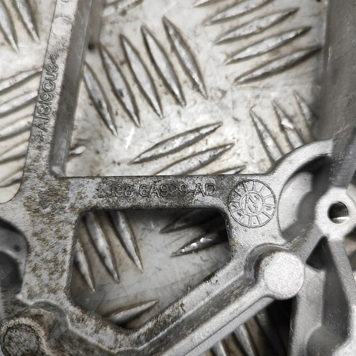 фото №6, Ford mustang mach-e 2023 левая сторона лапи / крепление двигателя