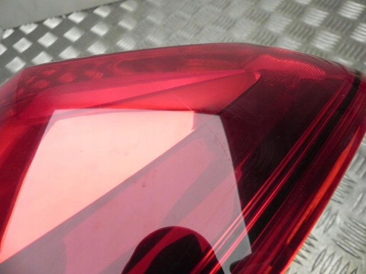 фото №6, Лампи задні opel corsa e 2015 з лівий 13428447