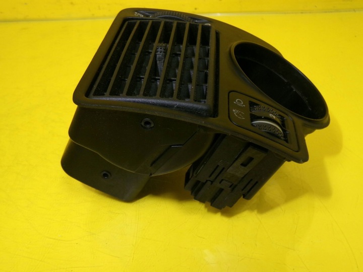 фото №8, Бокова решітка повітропровід ліва volkswagen golf iv 1j1815715a nr1216