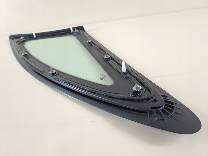 фото №9, Стекло кузовная задняя левая треугольник универсал hyundai i30 iii 3 рестайлинг 22r