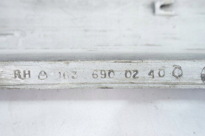 фото №11, Накладка планка порогова права mercedes ml 163