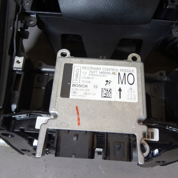 фото №5, Ford mondeo mk4 консоль панель капот подушка безопасности