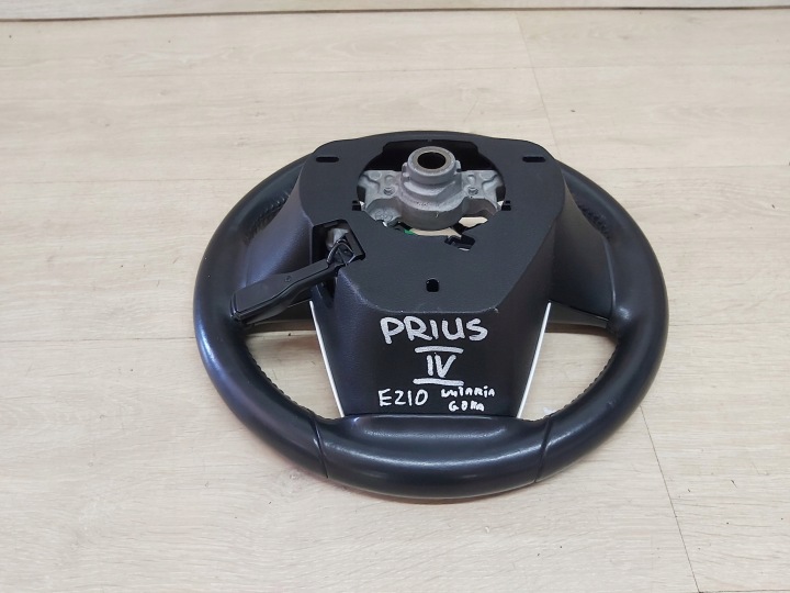фото №7, Toyota prius iv 1,8 xw50 руль кожа мультифункция круиз-контроль
