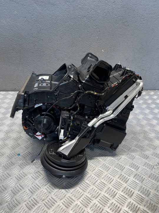 фото №8, Bmw i3 отопитель воздуходувка 9383124