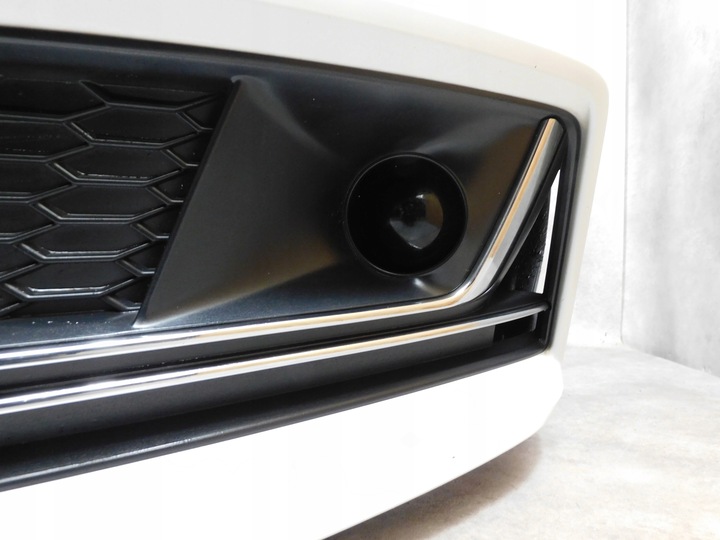 фото №7, Audi a4 b9 8w s line комплектний перед капот крила бампер pas matrix ls9r