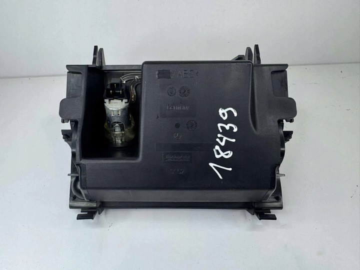 фото №9, Попільничка mercedes-benz e w211 a2118100430 2.7l дизель 130kw 2005