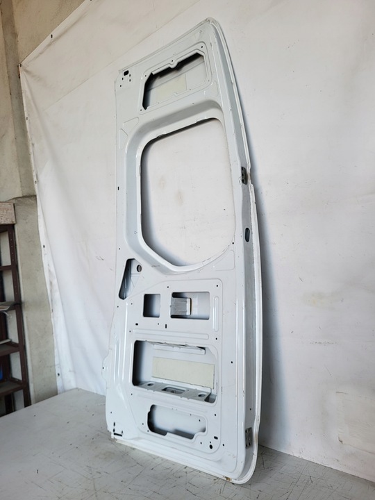 фото №14, Mercedes sprinter tourer w907 двері ліві задні зад
