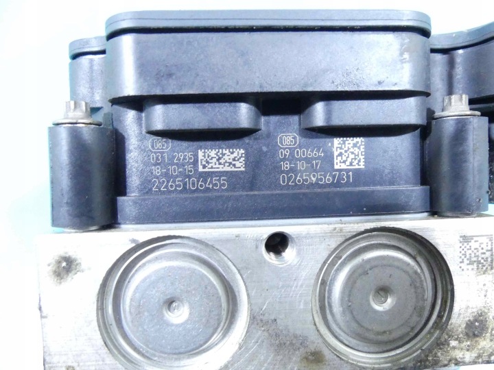 фото №9, Блок керування abs toyota auris ii 44540-02520