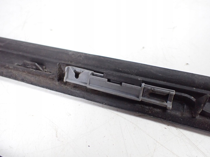 фото №10, Планка скла лобовий права ліва peugeot 5008 i європа 96858535 96858533