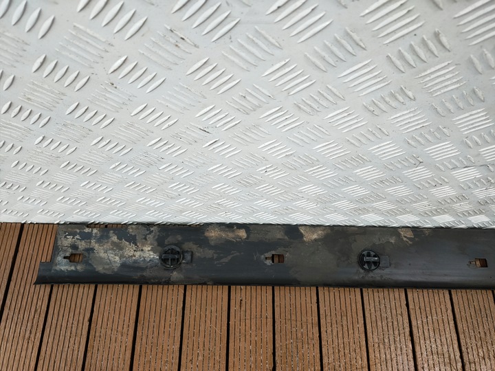 фото №5, Mazda 3 bl 09-13 hb 5d планка пороговая левая резиновая оригинальный номер