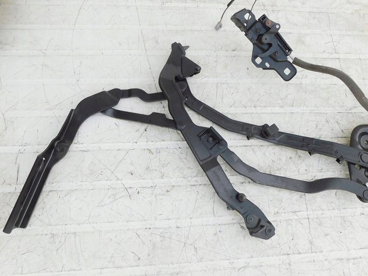 фото №8, Ford focus mk2 2.0 tdci 07r петля механізм кришки багажника лівий