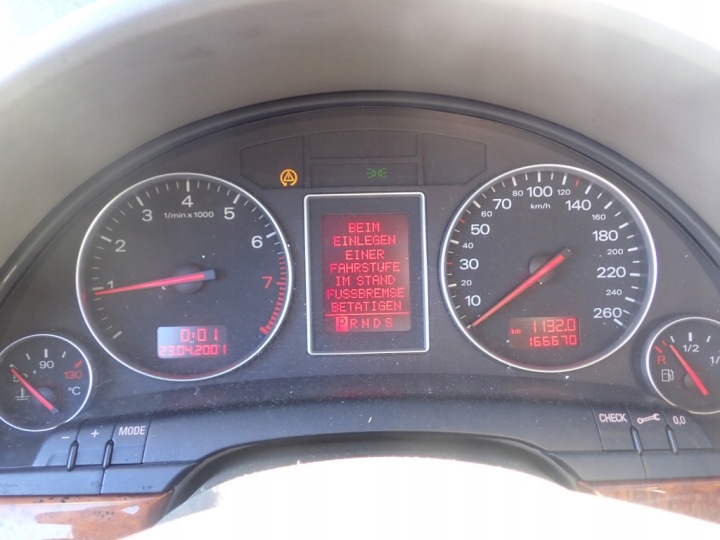 фото №7, Audi a4 b6 3,0 b asn 30 220km двигатель тест измерение сжатия 06c103019s 166ty