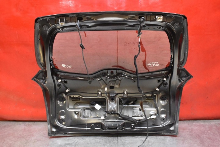 фото №8, Крышка багажника зад задняя nv676 renault clio 3 iii универсал рестайлинг 05-09