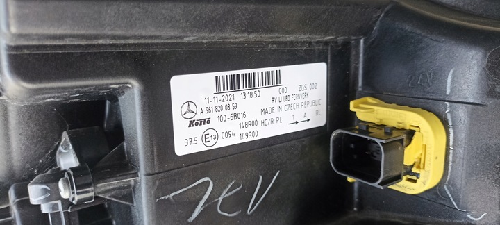 фото №9, Лампа mercedes actros a961 a9618200859