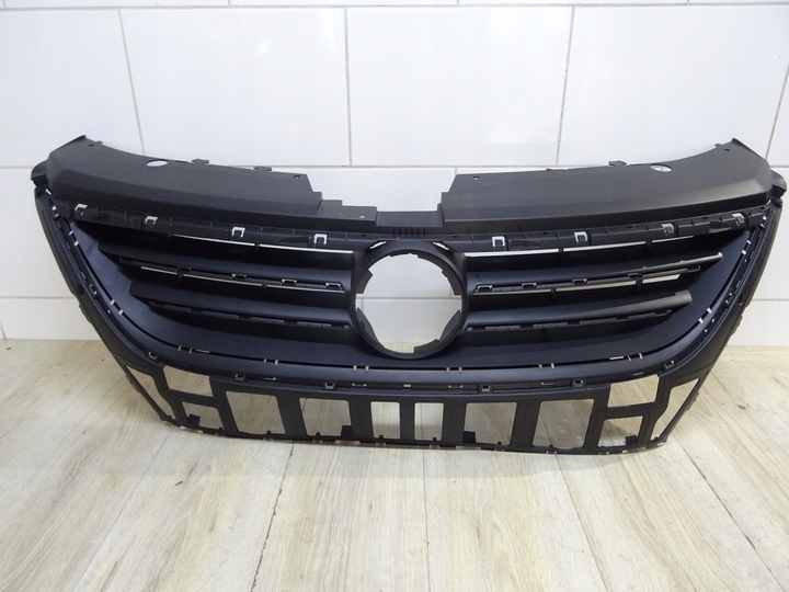 фото №1, Решітка радіатора решітка vw passat cc 3c8853651p / q 3c8