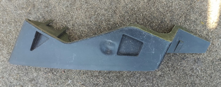 фото №1, Ковзун кріплення бампера праві перед volkswagen passat b6- 3c0 2005-2010