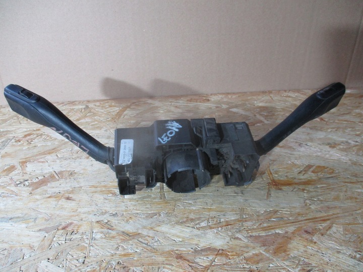 фото №13, Перемикач комбінований vw golf iv passat b5 audi a3 8l audi tt 8l0953513g