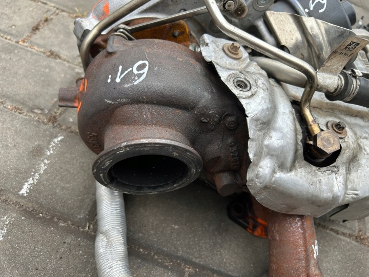 фото №8, Турбонагнетатель 8591188 bmw x1 f48 f49 f40 f44 2.0 d biturbo