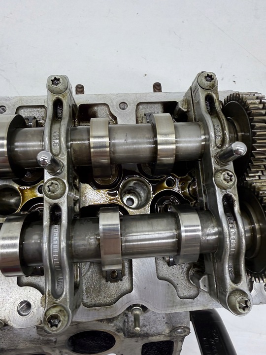 фото №7, Audi a8 a7 a6 c7 3.0 tdi cdu головка двигателя валы распределительный вал левая комплектная