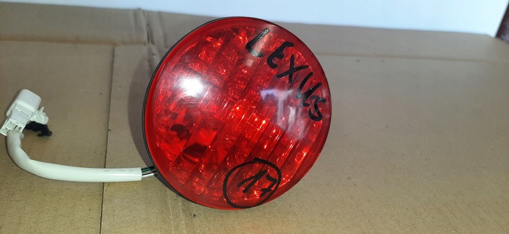 фото №3, Лампа кришки зад права + ліва lexus is is200 99-05