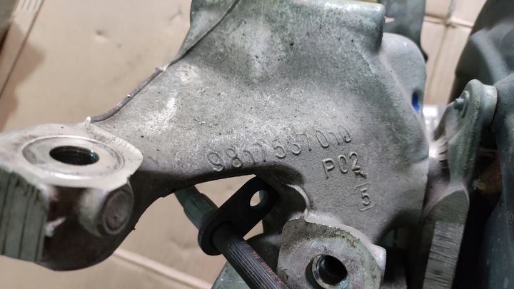 фото №9, Поворотна опора супорт гальмівний праві лівий зад peugeot 508 ii