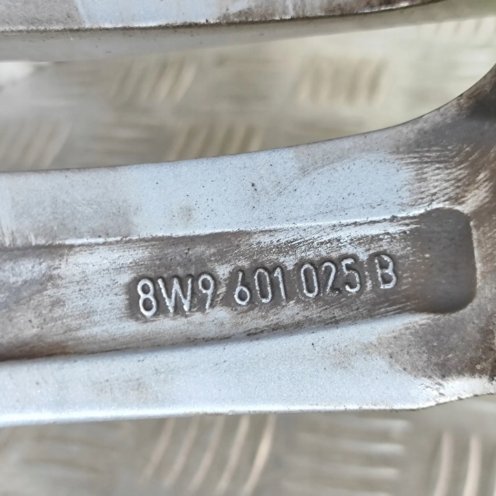 фото №6, Audi a4 allroad 8wh, b9 комплект aluminiowych диск 2017 8w9601025b