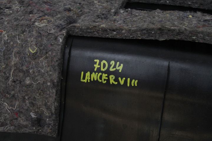 фото №7, Mitsubishi lancer viii hb 07r- оббивка кришки багажника захист