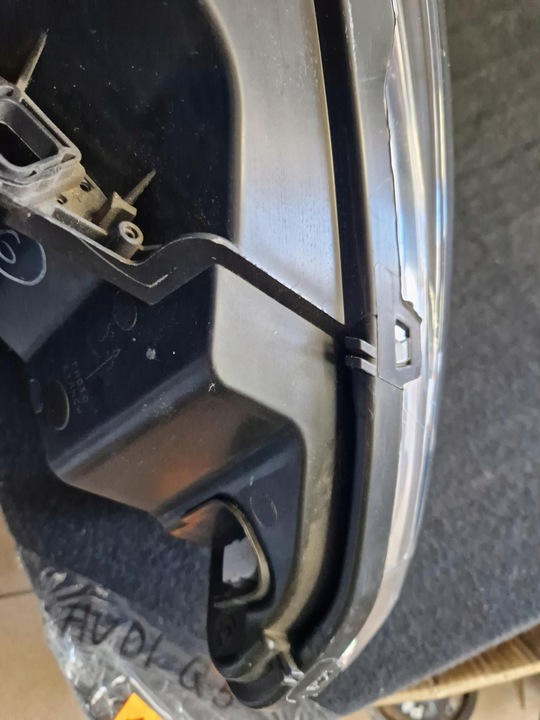 фото №8, Лампа левый перед передняя ксенон фара renault scenic iii 260603590r