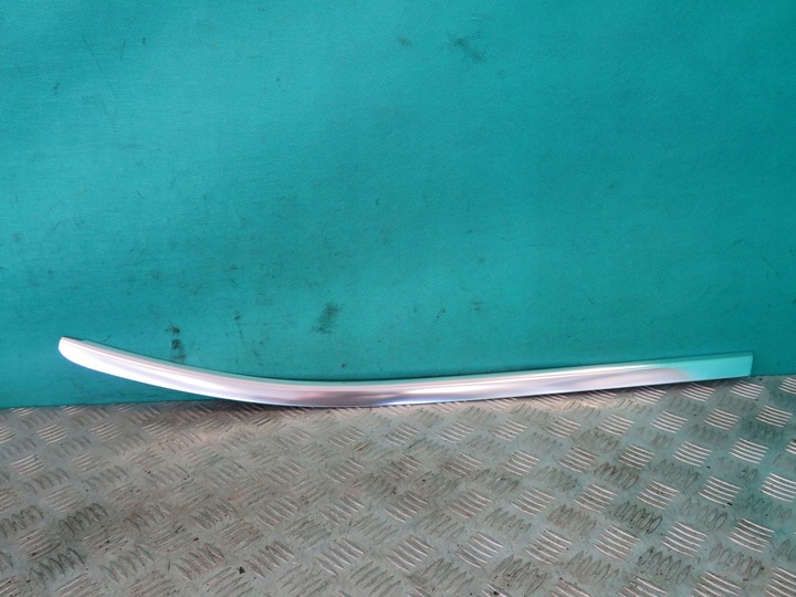 фото №1, Планка хром стёкла правый зад mercedes w205 amg купе c класс 17r