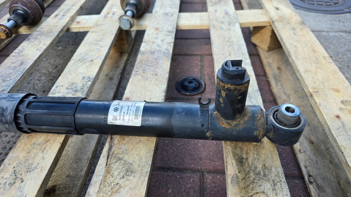 фото №1, Амортизатор dcc активний зад vw skoda 3q0512009af