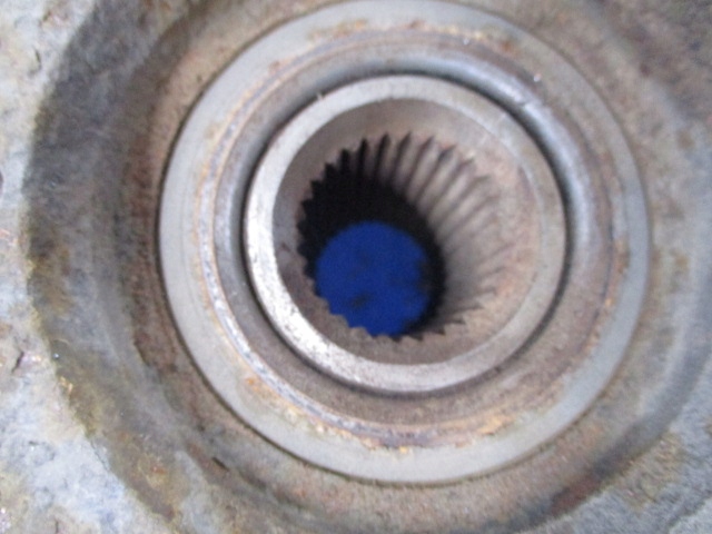 фото №4, Ford transit mk6 2.0di поворотный кулак левая ступица abs